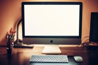 apple-desk-office-technology-highres