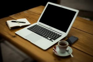 coffee-apple-laptop-highres